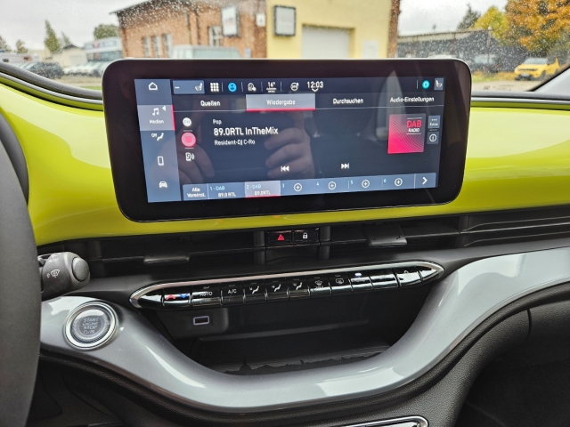 Fiat 500e ICON - 42 KWH - Komfort Paket - sofort verfügbar-5