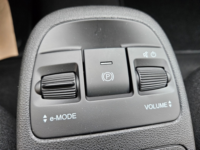 Fiat 500e ICON - 42 KWH - Komfort Paket - sofort verfügbar-8