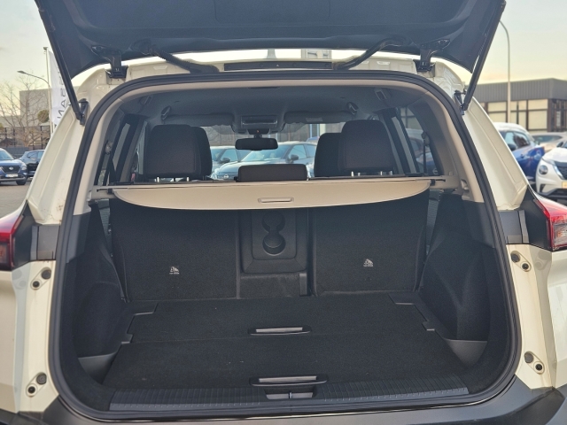 Nissan X-Trail N-Connecta e-Power 1.5 VC-T e-4ORCE 4x4, Sitzhzg.,LED-9