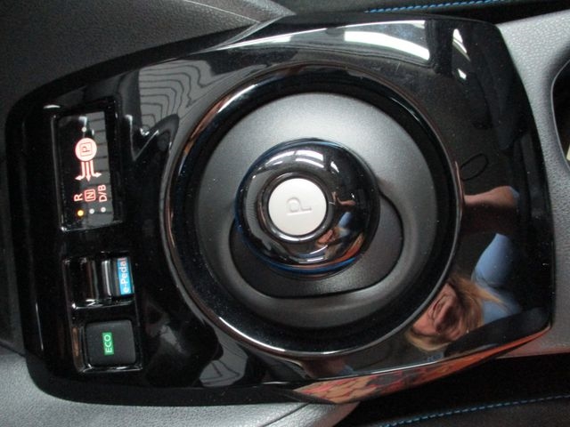 Nissan Leaf N-Connecta LED- und Winterpaket-14