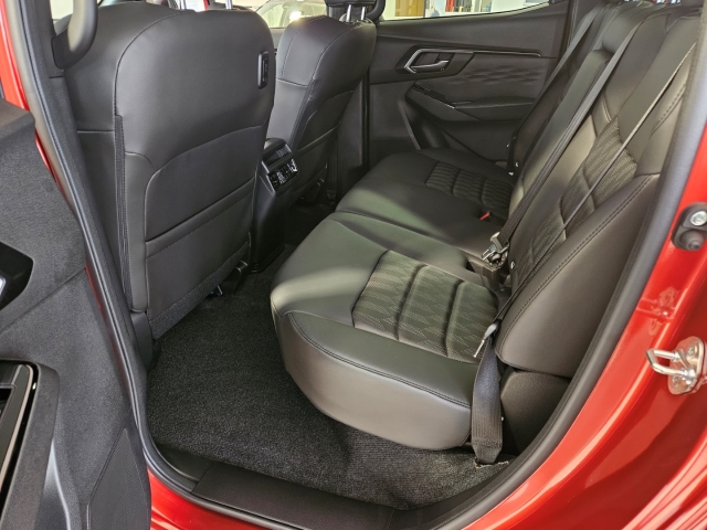 Isuzu D-Max MY25 Double Cab 4x4 V-Cross Klima beschichtete Ladefl.-6