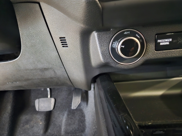 Isuzu D-Max MY25 Double Cab 4x4 V-Cross Klima beschichtete Ladefl.-12