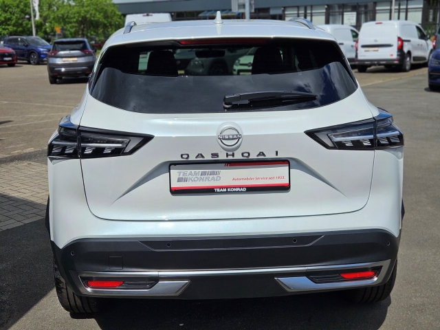 Nissan Qashqai Acenta MY24 1.3 DIG-T MHEV 140PS NC WINTER-3