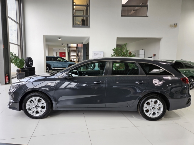 Kia Cee'd_sw Vision 1.5T NAV Navi digitales Cockpit Apple CarPlay-1