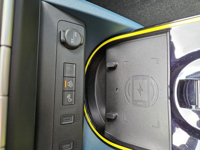 Fiat Grande Panda Hybrid 1.2T La Prima MHEV - ab 240,-€ Finanzieren -  sofort verfügbar- LED-15
