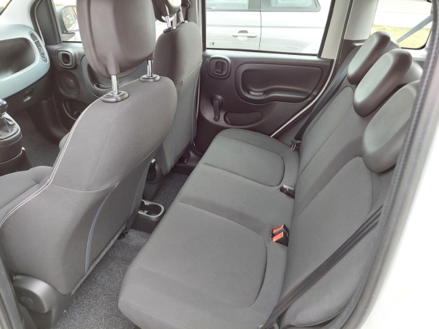 Fiat Panda 1.0 Pandina DAB Spurhalteass. Verkehrszeichenerk. Notbremsass. PDC Berganfahrass.-5