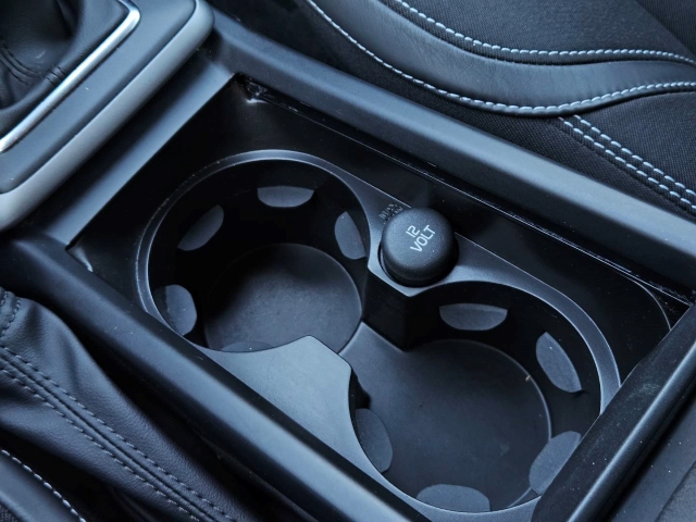 Volvo V40 Momentum T2 2.0 Navi, SHZ, LED, Rückfahrkam.-18