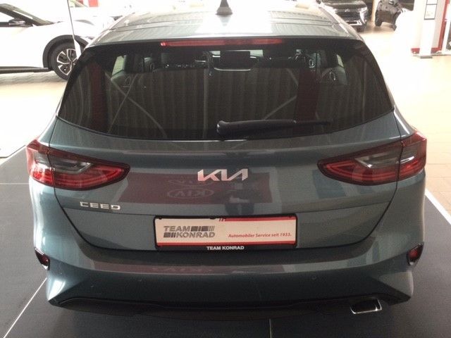 Kia Ceed 1,5 T Vision-Automatik-4